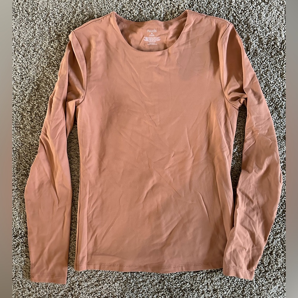 nuuds seem less Long Sleeve Crewneck Top in clay